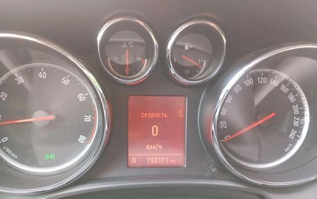 Opel Astra J, 2011 год, 600 000 рублей, 6 фотография