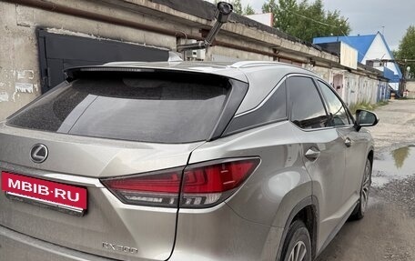 Lexus RX IV рестайлинг, 2020 год, 4 800 000 рублей, 5 фотография