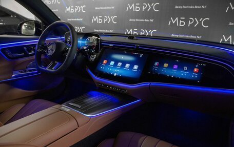 Mercedes-Benz E-Класс, 2026 год, 10 700 000 рублей, 24 фотография