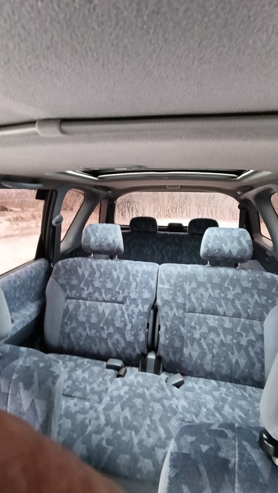 Toyota Ipsum I, 1998 год, 500 000 рублей, 22 фотография