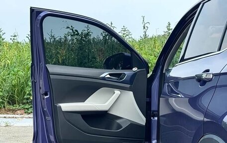 Volkswagen T-Cross I, 2022 год, 1 430 098 рублей, 6 фотография