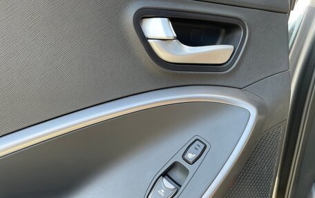 Hyundai Santa Fe III рестайлинг, 2013 год, 2 050 000 рублей, 11 фотография