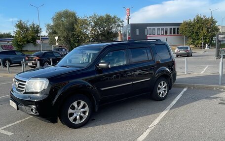 Honda Pilot III рестайлинг, 2012 год, 1 650 000 рублей, 7 фотография