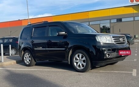 Honda Pilot III рестайлинг, 2012 год, 1 650 000 рублей, 3 фотография