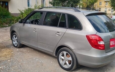 Skoda Fabia II, 2012 год, 490 000 рублей, 2 фотография