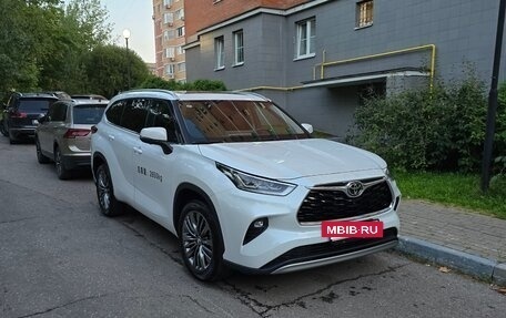 Toyota Highlander, 2026 год, 5 150 000 рублей, 2 фотография