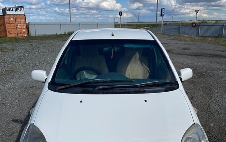 Toyota Vitz, 2001 год, 300 000 рублей, 2 фотография