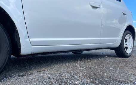 Toyota Vitz, 2001 год, 300 000 рублей, 14 фотография