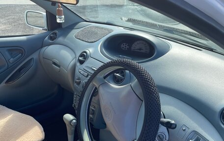 Toyota Vitz, 2001 год, 300 000 рублей, 12 фотография