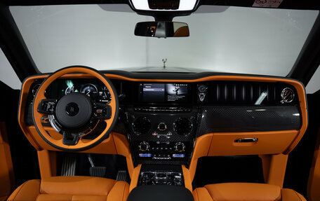 Rolls-Royce Cullinan, 2025 год, 66 500 000 рублей, 3 фотография