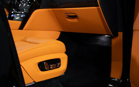 Rolls-Royce Cullinan, 2025 год, 66 500 000 рублей, 28 фотография