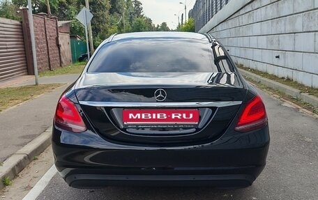 Mercedes-Benz C-Класс, 2019 год, 1 945 000 рублей, 4 фотография