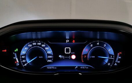 Peugeot 3008 II, 2019 год, 2 049 000 рублей, 10 фотография