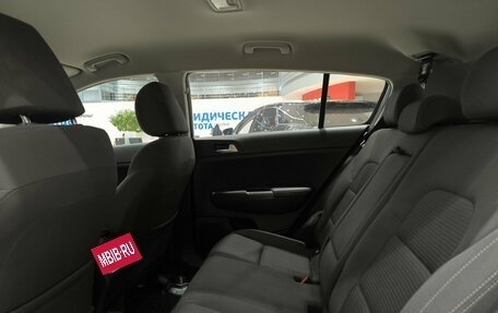 KIA Sportage IV рестайлинг, 2018 год, 2 350 000 рублей, 15 фотография