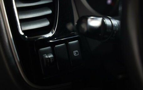 Mitsubishi Outlander III рестайлинг 3, 2019 год, 1 749 000 рублей, 18 фотография