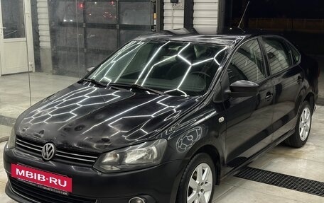Volkswagen Polo VI (EU Market), 2012 год, 389 000 рублей, 2 фотография