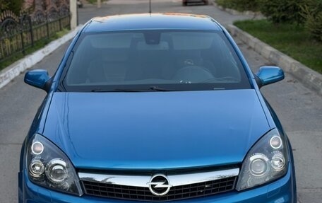 Opel Astra OPC H, 2006 год, 600 000 рублей, 1 фотография