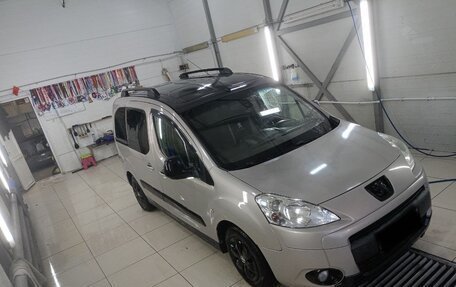 Peugeot Partner II рестайлинг 2, 2009 год, 500 000 рублей, 1 фотография