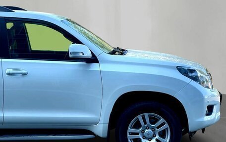 Toyota Land Cruiser Prado 150 рестайлинг 2, 2012 год, 2 750 000 рублей, 8 фотография