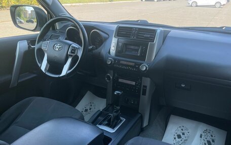 Toyota Land Cruiser Prado 150 рестайлинг 2, 2012 год, 2 750 000 рублей, 25 фотография
