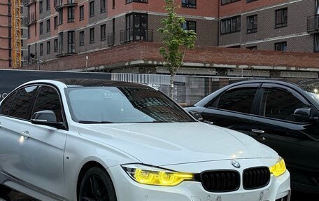 BMW 3 серия, 2018 год, 2 700 000 рублей, 4 фотография