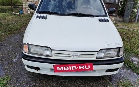 Nissan Primera II рестайлинг, 1992 год, 125 000 рублей, 2 фотография