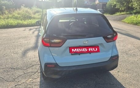 Honda Fit, 2021 год, 1 620 000 рублей, 6 фотография