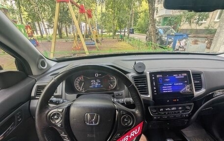 Honda Pilot III рестайлинг, 2018 год, 3 500 000 рублей, 4 фотография