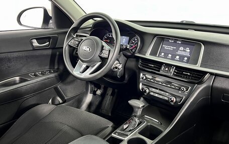 KIA Optima IV, 2019 год, 1 735 000 рублей, 13 фотография