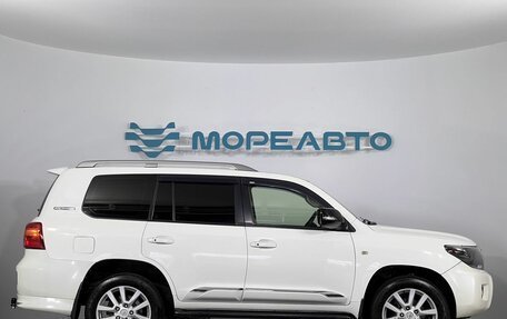 Toyota Land Cruiser 200, 2011 год, 2 420 000 рублей, 4 фотография