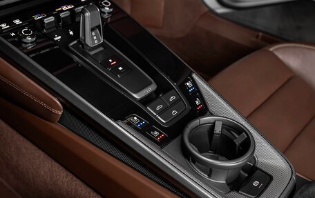 Porsche 911, 2019 год, 12 990 000 рублей, 17 фотография