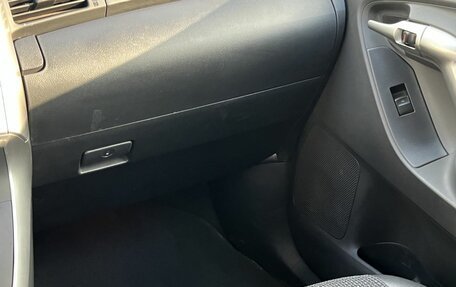 Toyota Verso I, 2012 год, 890 000 рублей, 24 фотография
