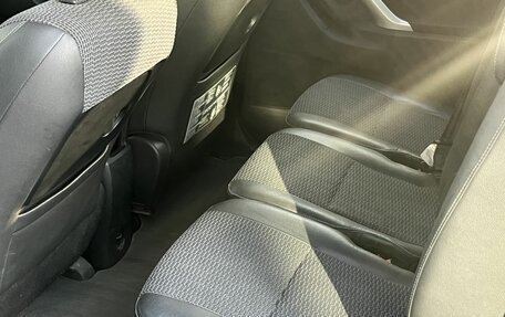 Toyota Verso I, 2012 год, 890 000 рублей, 22 фотография