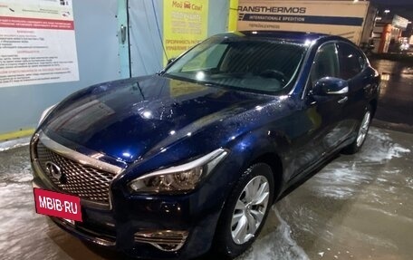 Infiniti Q70 I, 2015 год, 2 600 000 рублей, 3 фотография