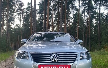 Volkswagen Passat B6, 2008 год, 648 000 рублей, 2 фотография