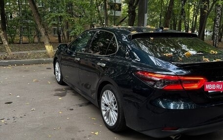 Toyota Camry, 2018 год, 2 700 000 рублей, 5 фотография