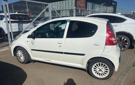 Peugeot 107 I рестайлинг, 2010 год, 430 000 рублей, 2 фотография