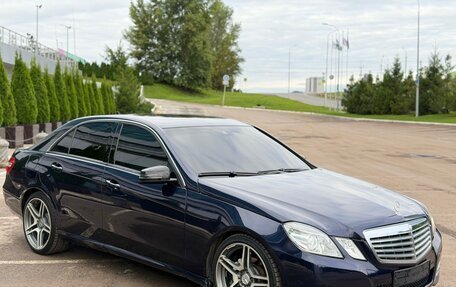 Mercedes-Benz E-Класс, 2010 год, 1 045 000 рублей, 15 фотография