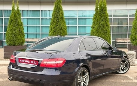 Mercedes-Benz E-Класс, 2010 год, 1 045 000 рублей, 11 фотография