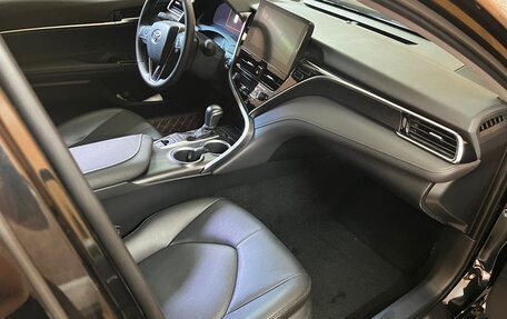 Toyota Camry, 2023 год, 3 690 000 рублей, 8 фотография