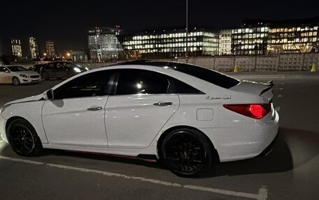 Hyundai Sonata VI, 2010 год, 880 000 рублей, 7 фотография