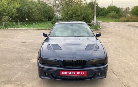BMW 5 серия, 2001 год, 415 000 рублей, 1 фотография
