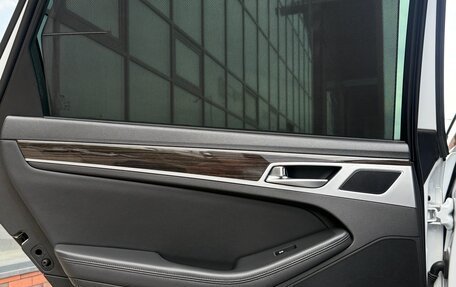 Hyundai Genesis II, 2014 год, 2 200 000 рублей, 24 фотография