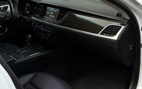 Hyundai Genesis II, 2014 год, 2 200 000 рублей, 18 фотография