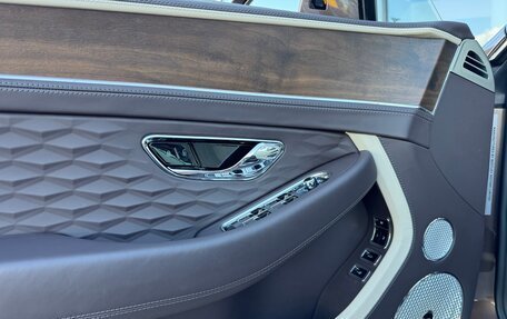Bentley Continental GT, 2025 год, 48 900 000 рублей, 10 фотография
