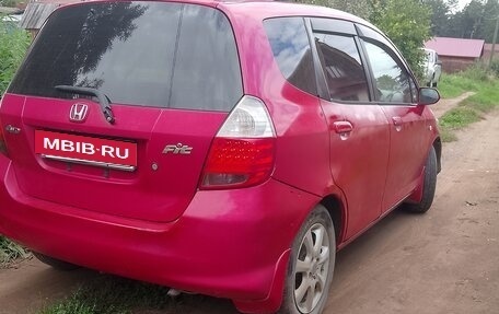 Honda Fit III, 2006 год, 290 000 рублей, 3 фотография