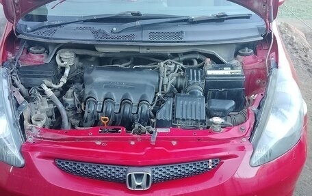 Honda Fit III, 2006 год, 290 000 рублей, 7 фотография