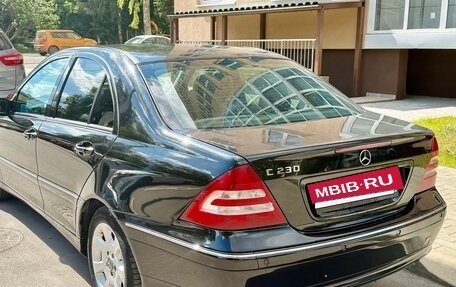 Mercedes-Benz C-Класс, 2006 год, 850 000 рублей, 7 фотография