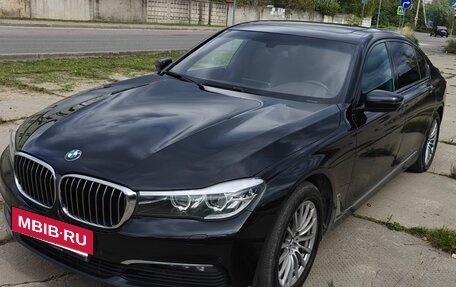 BMW 7 серия, 2017 год, 2 550 000 рублей, 11 фотография