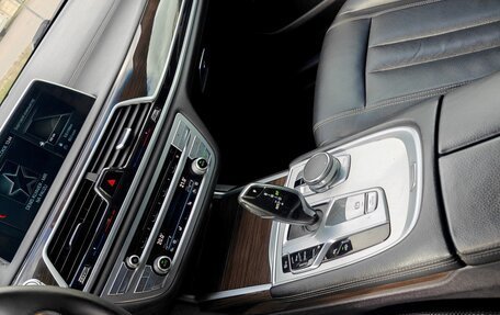 BMW 7 серия, 2017 год, 2 550 000 рублей, 30 фотография